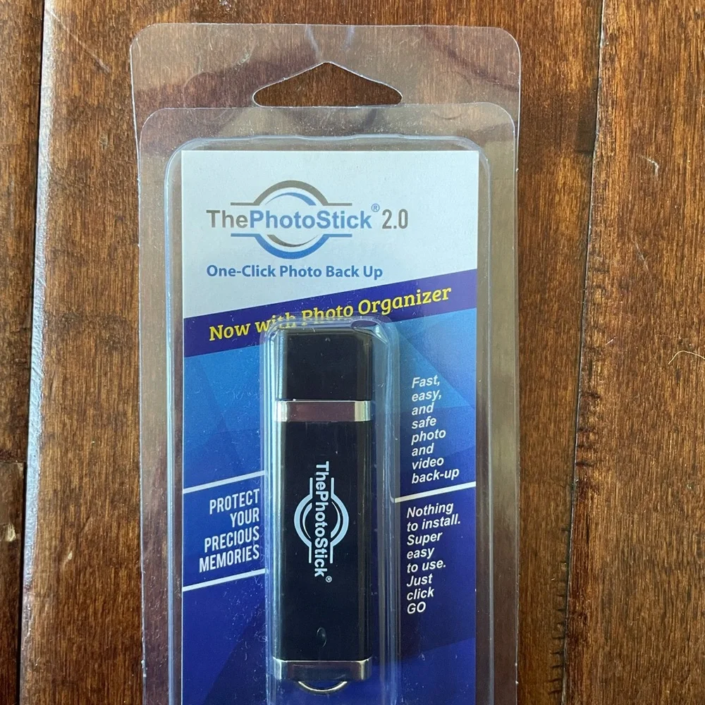 ThePhotoStick 2.0 USB Drive